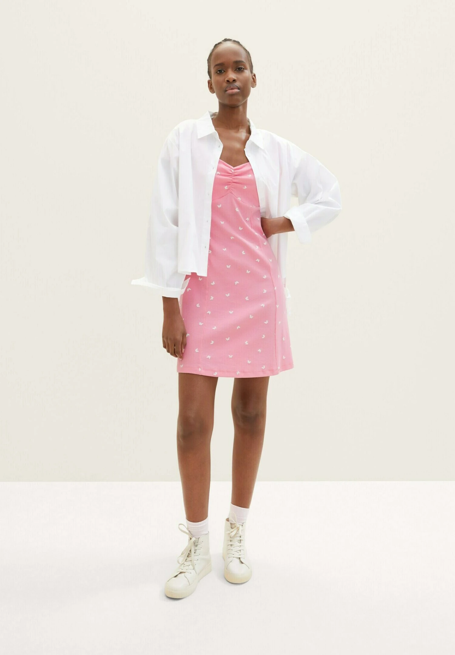 TOM TAILOR Denim GemustertesMit Puffärmeln - Jerseyjurk - Pink 4 TOM TAILOR Denim GemustertesMit Puffärmeln - Jerseyjurk - Pink - Afbeelding 2