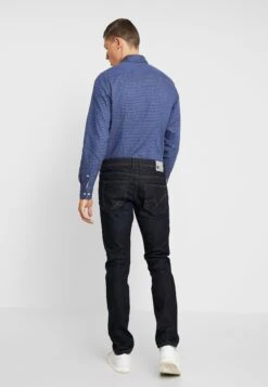 TOM TAILOR Denim Aedan - Straight Leg Jeans - Dark Blue Denim -Tom Tailor Winkel 06ef25420cd242bba61fe182fdbd1192