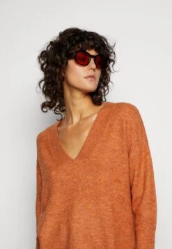 TOM TAILOR Denim Cosy V-Neck- Trui - Rusty Amber -Tom Tailor Winkel 0da59ea7a8aa47babfe8c110870ce96d