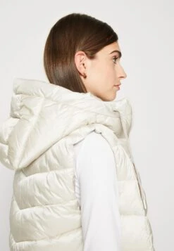 Tom Tailor Long Lightweigt Vest - Bodywarmer - Clouds Grey -Tom Tailor Winkel 142182fe88ed4b099c0c818cde2c328a