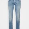 TOM TAILOR Denim Piers - Slim Fit Jeans - Used Light Stone Blue 2 TOM TAILOR Denim Piers - Slim Fit Jeans - Used Light Stone Blue -Tom Tailor Winkel 164f315a4eb84ed4b0cf890283b75869
