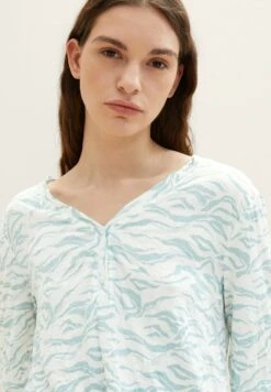 Tom Tailor Gemustertes - Blouse - Blue Small Wavy Design -Tom Tailor Winkel 1a2a8b90c8804643b25a0d1fe4427b7d