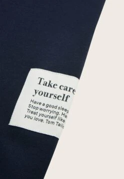 Tom Tailor Mit Textprint - Hoodie - Sky Captain Blue -Tom Tailor Winkel 1e0cb6b6a27d4a1d8abb74807f763df5