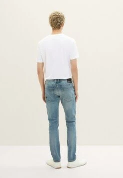 TOM TAILOR Denim Piers Slim- Slim Fit Jeans - Tinted Blue Denim -Tom Tailor Winkel 2d561f3cff004bbe9791e38b0ff3d30e