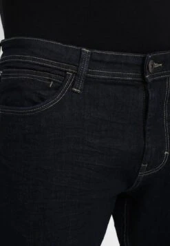 Tom Tailor Josh - Slim Fit Jeans - Clean Rinsed Blue Denim -Tom Tailor Winkel 2fa8defcc4b34aeebd00327a6c382d34