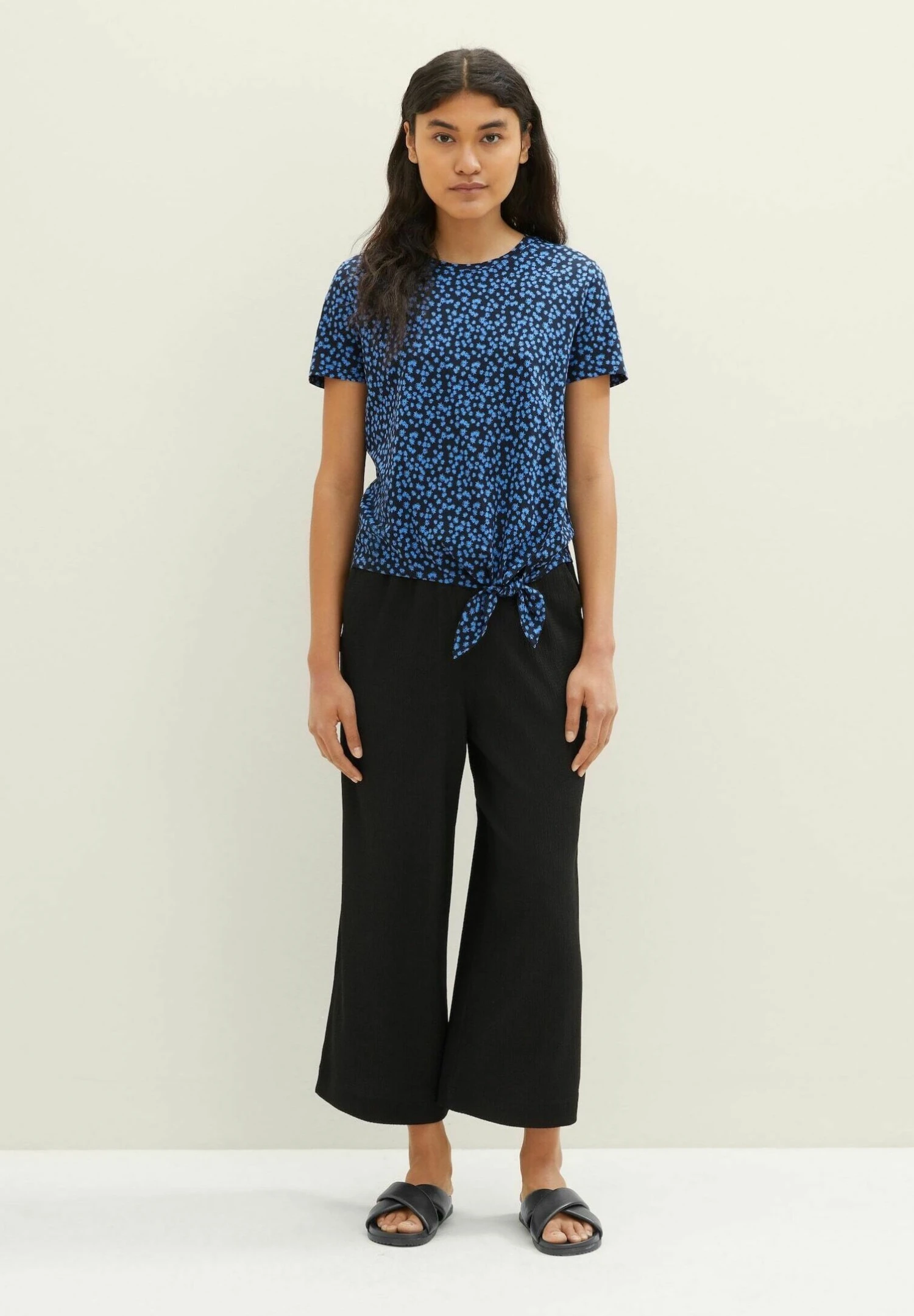 TOM TAILOR Denim Knot - T-Shirt Print - Navy Blue Flower Print 4 TOM TAILOR Denim Knot - T-Shirt Print - Navy Blue Flower Print - Afbeelding 2