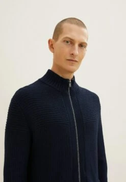 Tom Tailor Mit Struktur  - Vest - Sky Captain Blue -Tom Tailor Winkel 3b53ffbcede5484a8f39269902194a9b