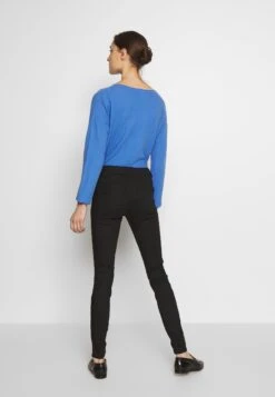 TOM TAILOR Denim Nela - Jeans Skinny Fit - Black Denim -Tom Tailor Winkel 4206ca8a5f324c42b075199af96dd102