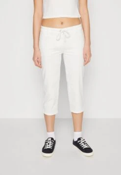 Tom Tailor Alexa Capri - Shorts - Whisper White