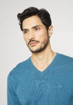 Tom Tailor V-Neck - Trui - Medium Blue Ashes Melange 11 Tom Tailor V-Neck - Trui - Medium Blue Ashes Melange -Tom Tailor Winkel 49027182375e4056ab799e77da075017