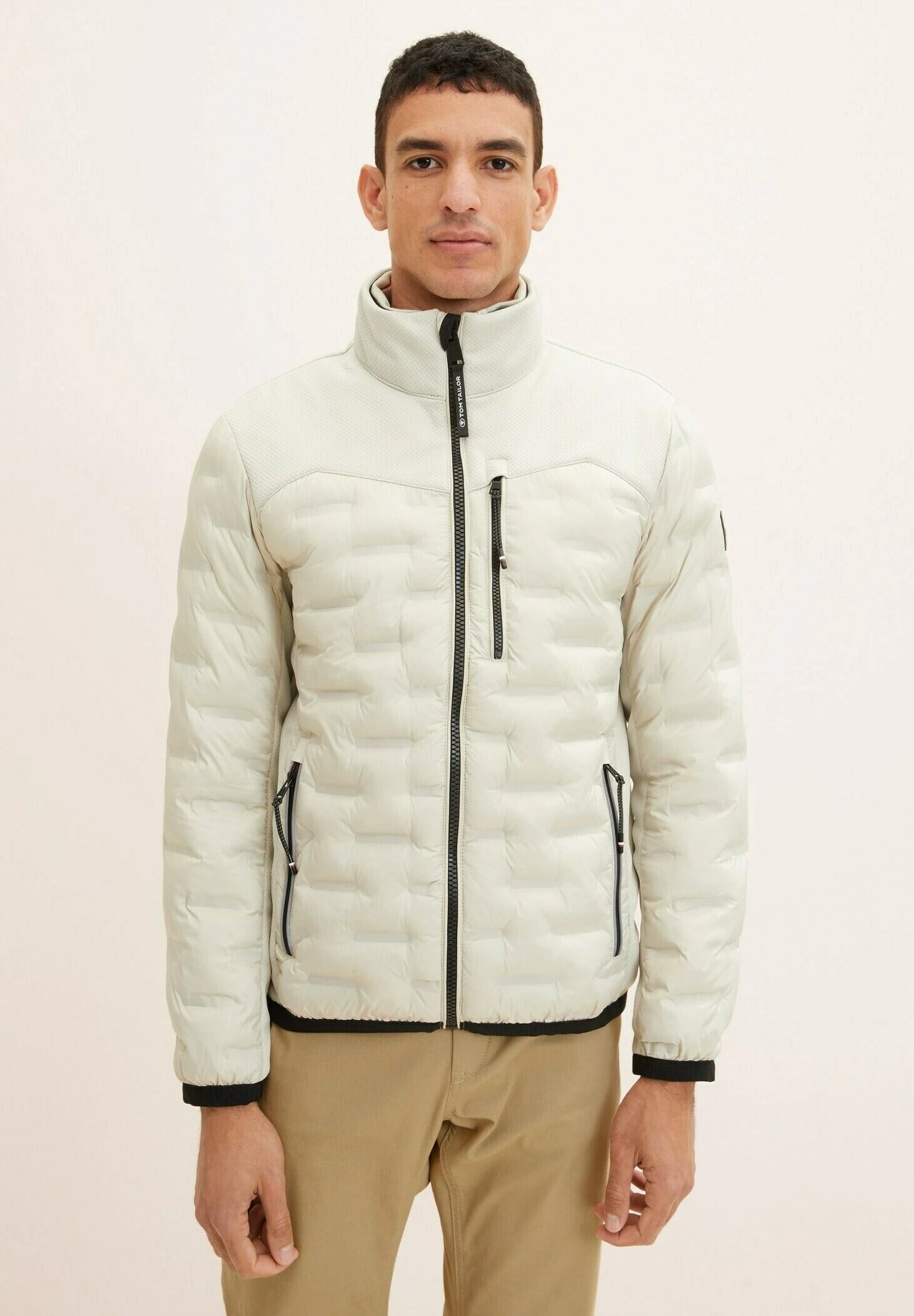 Tom Tailor Regular FitMit Steppungen - Jas - Beige Alfalfa 3 Tom Tailor Regular FitMit Steppungen - Jas - Beige Alfalfa