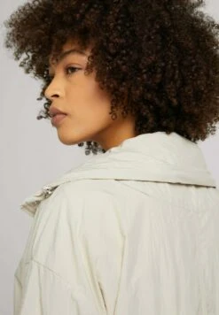 Tom Tailor Regular Fit Mit Langen Ärmeln Mit Turn-Up-Option - Parka - Light Cashew Beige -Tom Tailor Winkel 666dbbae843843fe8a9fc001cc6f3d7a