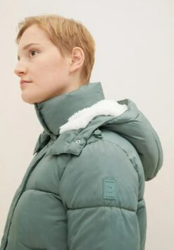 TOM TAILOR Denim Mit Abnehmbarer Kapuze  - Winterjas - Green Dust -Tom Tailor Winkel 6afb06b8d06f4b0d8cb85d84a3c23fd9