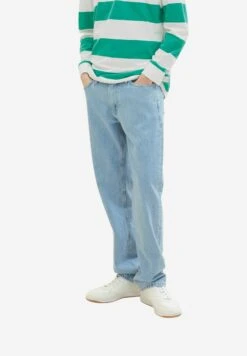 TOM TAILOR Denim Straight Leg Jeans - Clean Bleached Blue Denim -Tom Tailor Winkel 6d083cbd642746e39c192e8acf15962c