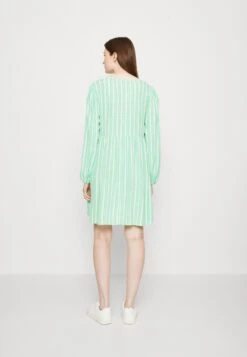 TOM TAILOR Denim Allover Printed Babydoll Dress - Jurk - Vertical Green/White -Tom Tailor Winkel 7decb199e8d9441a9c3b8bb1f5a7e74b