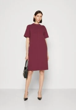 Tom Tailor Dress With High Collar - Jerseyjurk - Deep Burgundy Red -Tom Tailor Winkel 7fe1467b8be24421a31a3c222b166d19