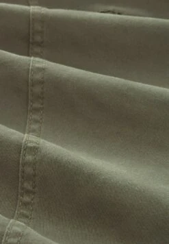 TOM TAILOR Denim Cargobroek - Dusty Olive Green -Tom Tailor Winkel 845421e497794949aab3ca270bf469dc