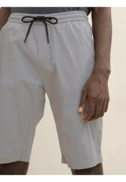 TOM TAILOR Denim Shorts - Smooth Grey -Tom Tailor Winkel 85ca816a4ae041bf8d8c3872a96c9cfb