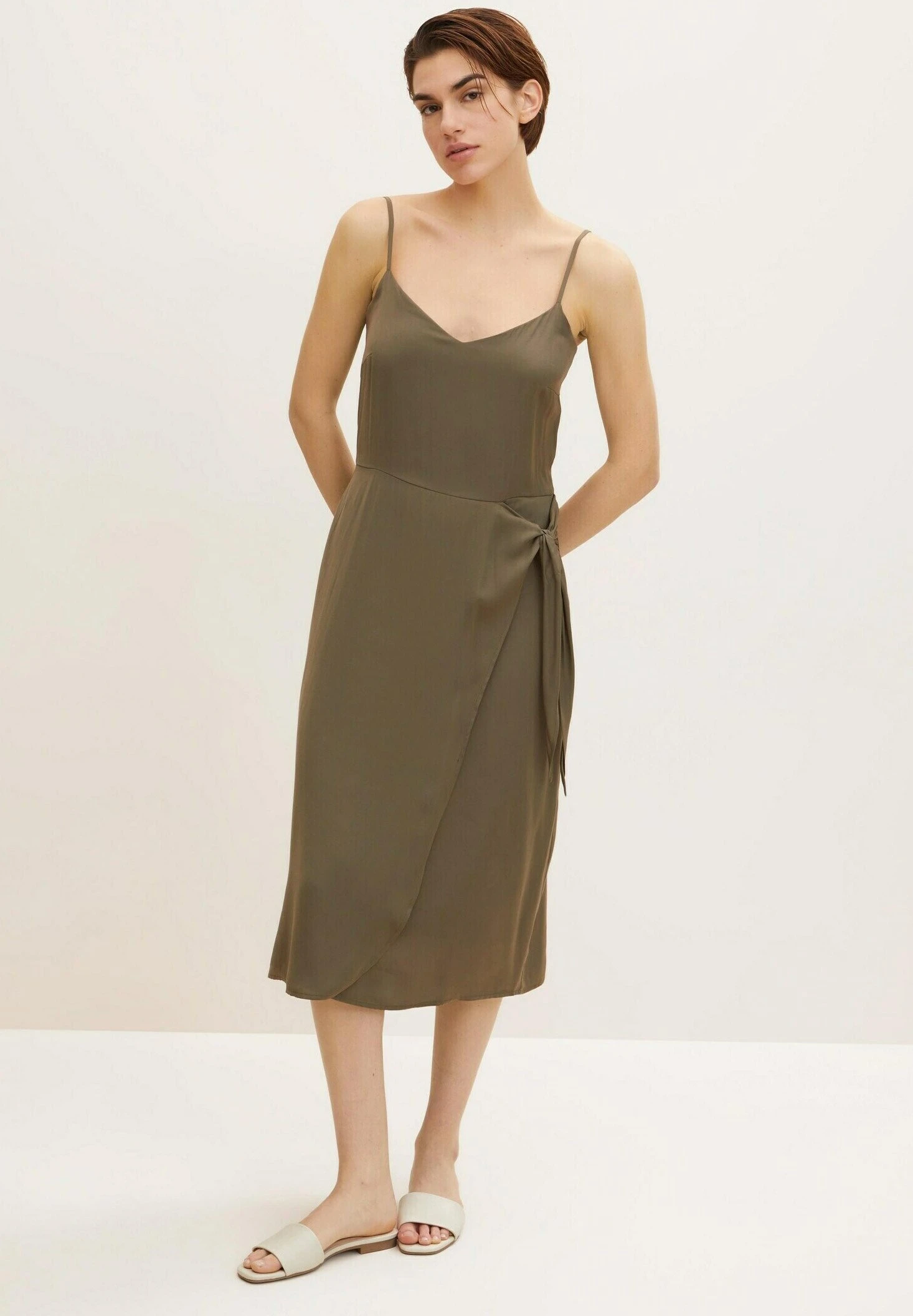 Tom Tailor Mit Knotendetail - Jurk - Jungle Soil Green 3 Tom Tailor Mit Knotendetail - Jurk - Jungle Soil Green