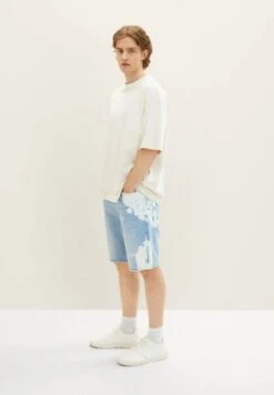 TOM TAILOR Denim Loose Fit - Jeansshort - Destroyed Bleached Blue Denim -Tom Tailor Winkel 911eacd5fe334126a2eeebf02d253103