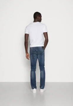 TOM TAILOR Denim Slim Aedan - Slim Fit Jeans - Mid Stone Wash Denim -Tom Tailor Winkel 91fa8ef3f39944b2aba9a6a113a8d6ba