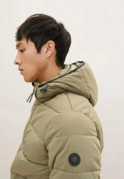 Tom Tailor Winterjas - Dusty Olive Green -Tom Tailor Winkel 94e035a98a7e4db591d4e2d98f64e0a4
