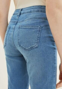 Tom Tailor Alexa- Straight Leg Jeans - Light Stone Blue Denim -Tom Tailor Winkel 9709e0edafe64b3d9a314a4dd36fbce4