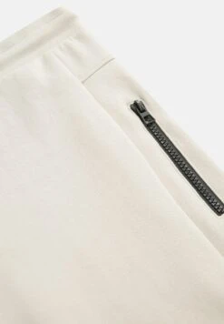 Tom Tailor Trainingsbroek - Dusty Beige 19 Tom Tailor Trainingsbroek - Dusty Beige -Tom Tailor Winkel 9885b12ab9e946f4a19e3ee3dfb96cfb