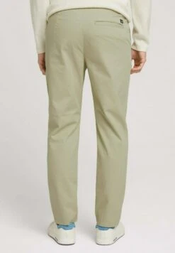 TOM TAILOR Denim Chino - Laurel Green -Tom Tailor Winkel 9e57d245cf7e4f5eb70605a3add3944d