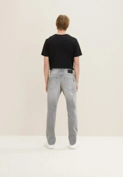 Tom Tailor Slim Fit Jeans - Used Light Stone Grey Denim -Tom Tailor Winkel a1e6e0cf147d45a7ace49e6bb0938055