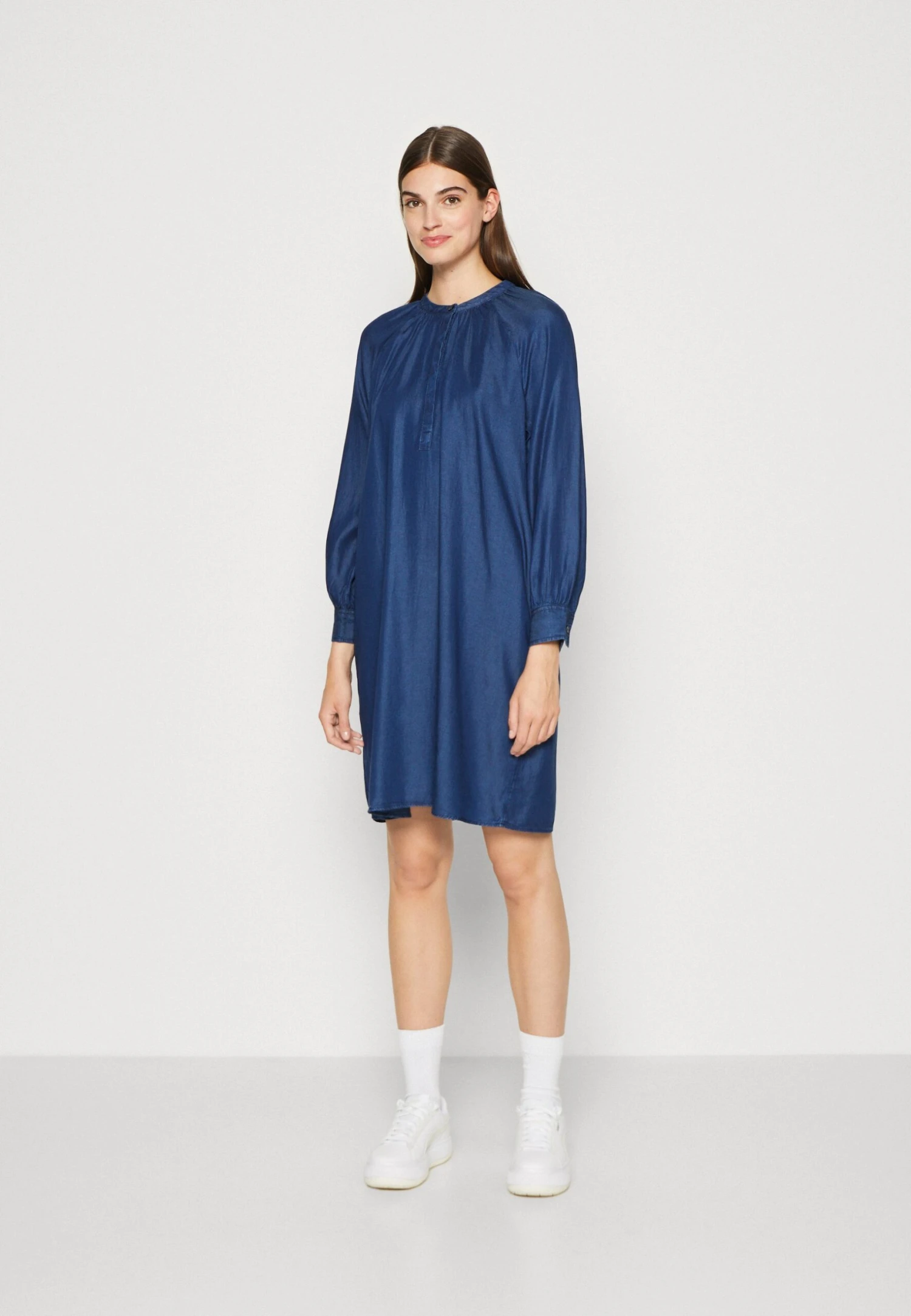 Tom Tailor Feminine Dress - Spijkerjurk - Clean Mid Stone Blue Denim 3 Tom Tailor Feminine Dress - Spijkerjurk - Clean Mid Stone Blue Denim