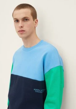 Tom Tailor Relaxed Colorblock - Sweater - Sky Captain Blue -Tom Tailor Winkel a80b7979242c47b8a84862bdef734973