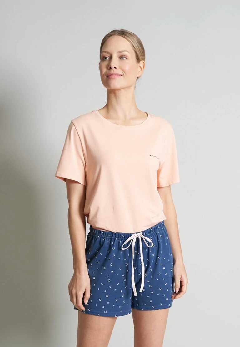 Tom Tailor Winkel -Tom Tailor Winkel aa293f00b71c47a0bc8188404ce89595 768x1109 1