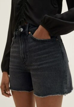 TOM TAILOR Denim Mom - Jeansshort - Used Dark Stone Black Denim -Tom Tailor Winkel aaa9fe9c55864aa18963832f92d127fb