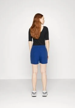 TOM TAILOR Denim Easy - Shorts - Shiny Royal Blue -Tom Tailor Winkel b1e418a5294748f18d5c9e6751e587c0