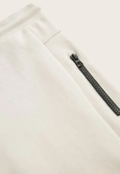 Tom Tailor Trainingsbroek - Dusty Beige 16 Tom Tailor Trainingsbroek - Dusty Beige -Tom Tailor Winkel c99a01c8c4434a79a78a3f0c9dd0f6b2