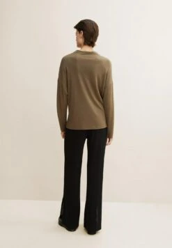 Tom Tailor Mit Stehkragen  - Longsleeve - Tarmac Khaki -Tom Tailor Winkel cf47acd1cb8a4ab98eeb09a2cf9bdfbc