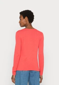 Tom Tailor Basic V Neck - Trui - Smooth Papaya Red -Tom Tailor Winkel d2ce60acd05143a89ef92762c28256eb