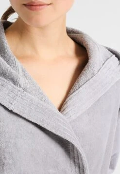 Tom Tailor Basic Velours - Badjas - Grau -Tom Tailor Winkel d607b957a3864e1eac3bf697888b9ec1