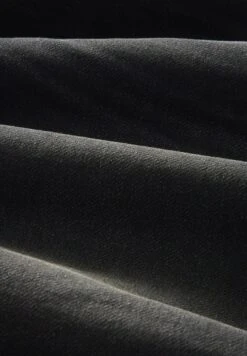 TOM TAILOR Denim Mit Elastischem Bund - Jeansshort - Used Dark Stone Black Denim -Tom Tailor Winkel dba1f23eebd442edbb8c0c9ce5a764a2