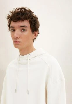 TOM TAILOR Denim Basic - Hoodie - Soft Light Beige -Tom Tailor Winkel deba96d3c5ae4cfab4b566fca188fa90