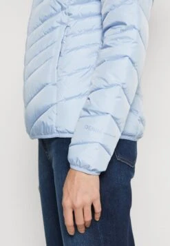 TOM TAILOR Denim Jas - Brunnera Blue -Tom Tailor Winkel e2334ba2f2d84e2d82548ce8c57694ab