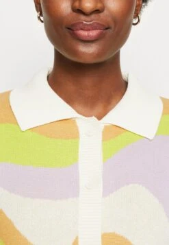 TOM TAILOR Denim Cardigan - Vest - Abstract Batik 13 TOM TAILOR Denim Cardigan - Vest - Abstract Batik -Tom Tailor Winkel e75f0d230671495dab6ffa5b0a7b317f