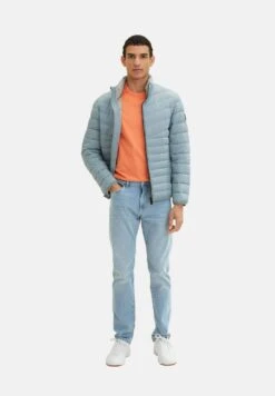 Tom Tailor Josh - Straight Leg Jeans - Light Stone Wash Denim 28 Tom Tailor Josh - Straight Leg Jeans - Light Stone Wash Denim -Tom Tailor Winkel e8ead85f99b94e44a16d3b2e8a8208ac