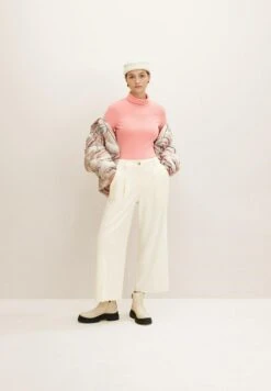 TOM TAILOR Denim Rollkragen - Trui - Peach Pink 10 TOM TAILOR Denim Rollkragen - Trui - Peach Pink -Tom Tailor Winkel eb0786bdafdd47929ec278bb3bfe2850