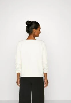 TOM TAILOR Denim Structured - Sweater - Gardenia White -Tom Tailor Winkel eb1def37e5af4198a05fa18432c81cb3