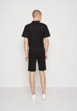 Tom Tailor Bermuda - Shorts - Black -Tom Tailor Winkel ef469ad9f419429f8c9678d12da75cd3