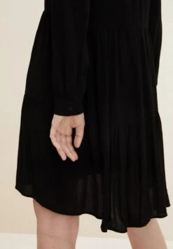 Tom Tailor Crincled Tired Dress - Jurk - Deep Black -Tom Tailor Winkel efa2249d909940bfb3cc202dddb4693a