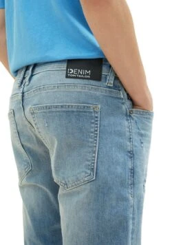 TOM TAILOR Denim Piers Slim- Slim Fit Jeans - Used Bleached Blue Denim -Tom Tailor Winkel f1fe5f3ae4cc4fcb9dc3771f81883685