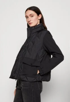 Tom Tailor Padded Hybrid - Winterjas - Deep Black -Tom Tailor Winkel f2bdf0073ef74c5ebadefb031d6e4d6e